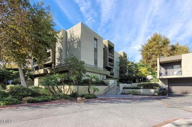 898 Temple Terrace - Photo 1