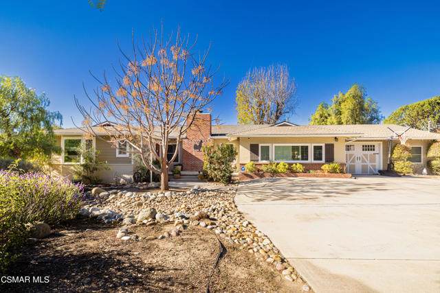 3055 Country Lane - Photo 1