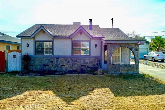 1250 Avenue R2 - Photo 1