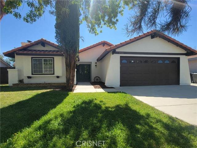 43022 21st Street - Photo 1