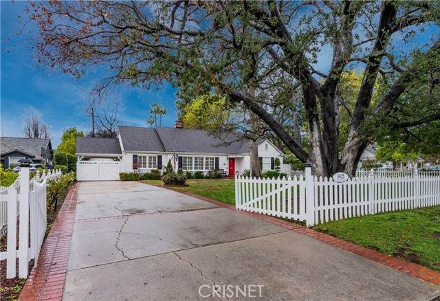 6625 Langdon Avenue - Photo 1