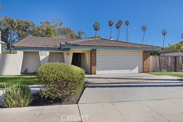 2972 Seaview Avenue - Photo 1