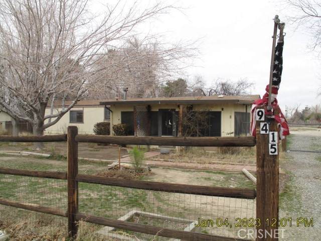 9415 Avenue T12 - Photo 1