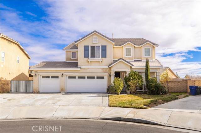 44816 Ruthron Street - Photo 1