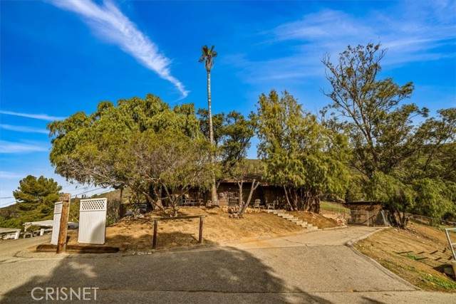 10020 Helen Avenue - Photo 1