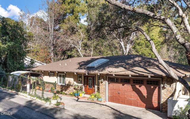 1015 Flintridge Avenue - Photo 1