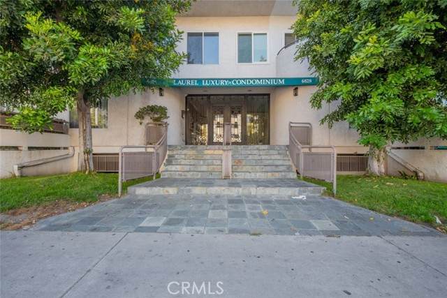 6828 Laurel Canyon Boulevard - Photo 1