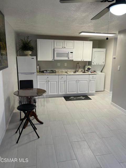 2261 Athens Avenue - Photo 1