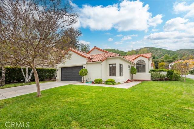 729 Maywood Court - Photo 1
