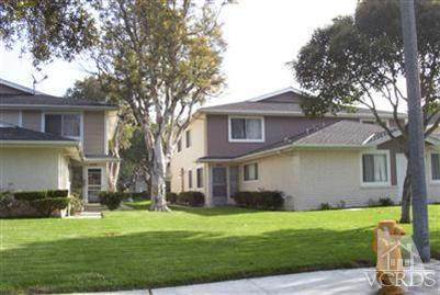 2612 Victoria Avenue - Photo 1