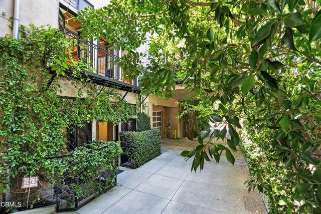 68 Montecito Avenue - Photo 1