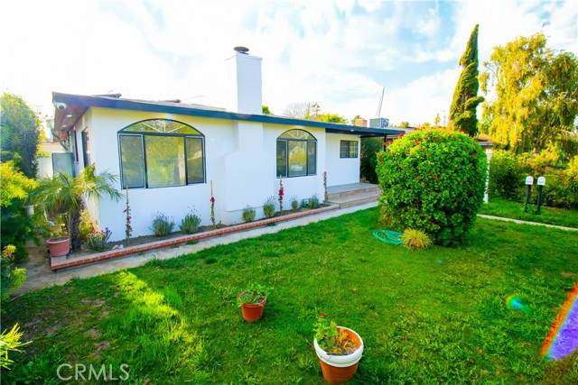 6927 Lindley Avenue - Photo 1
