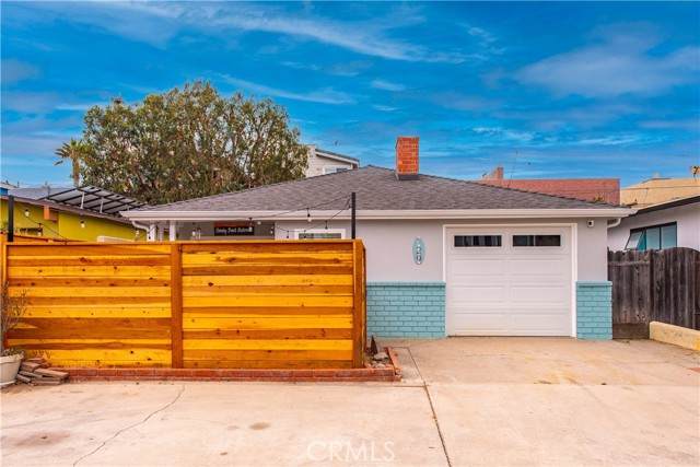 129 Oxnard Avenue - Photo 1