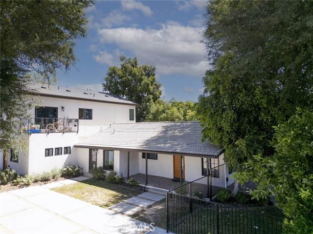 20347 Runnymede Street - Photo 1
