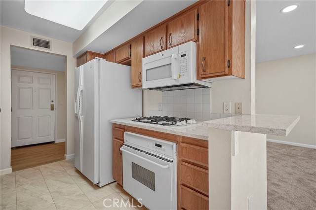 4501 Cedros Avenue - Photo 1