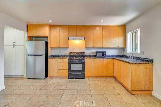 6735 Elmer Avenue - Photo 1