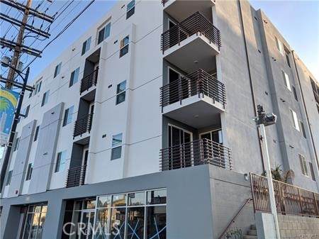 7343 Reseda Boulevard - Photo 1