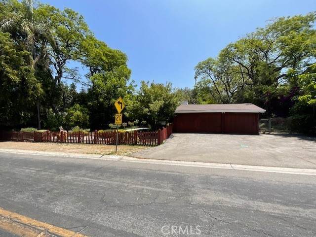 4748 White Oak Avenue - Photo 1