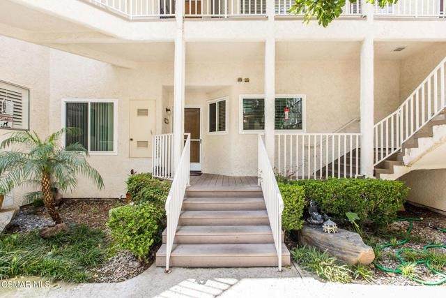 3354 Darby Street - Photo 1
