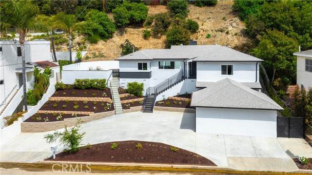 3900 Benedict Canyon Drive - Photo 1
