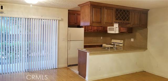 18530 Hatteras Street - Photo 1