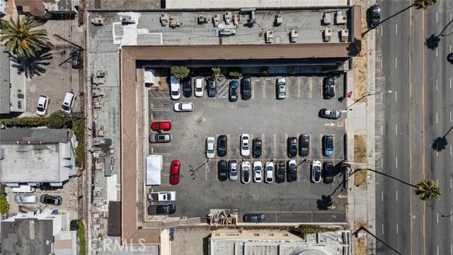 5133 Sunset Boulevard - Photo 1