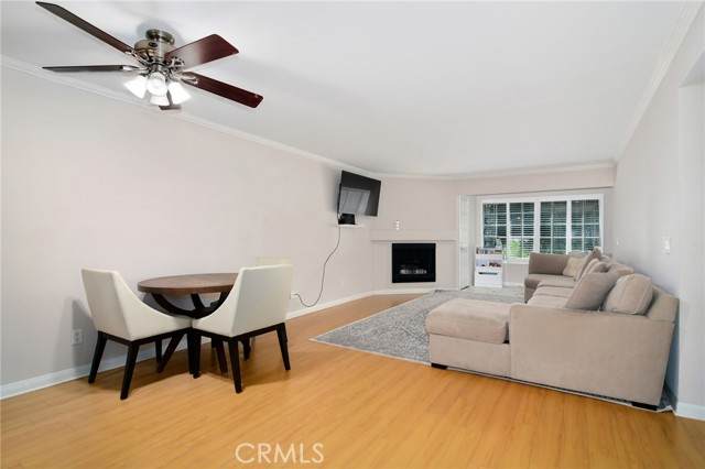 5530 Owensmouth Avenue - Photo 1