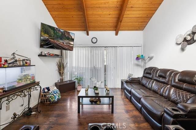 8601 International Avenue - Photo 1