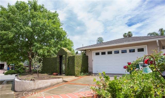 26106 Veva Way - Photo 1