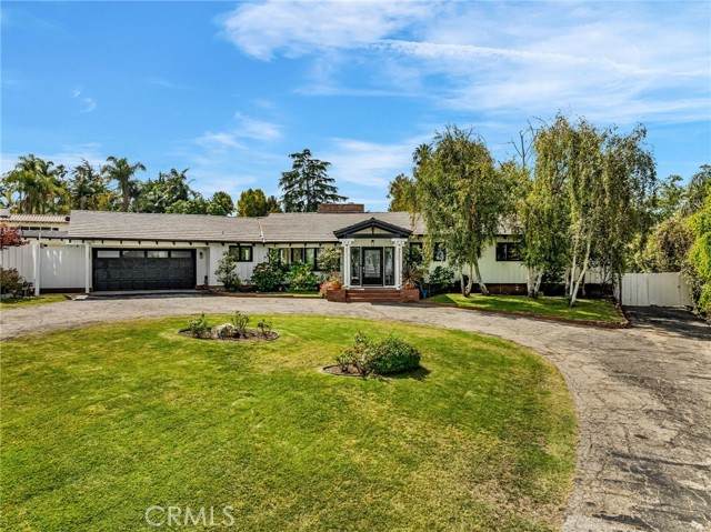 1133 Granvia Altamira - Photo 1