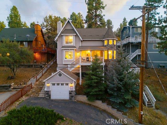 700 Booth Way - Photo 1