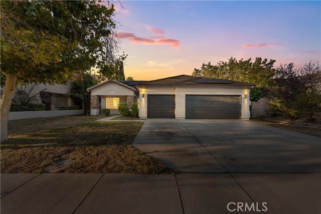 3401 Fairgreen - Photo 1