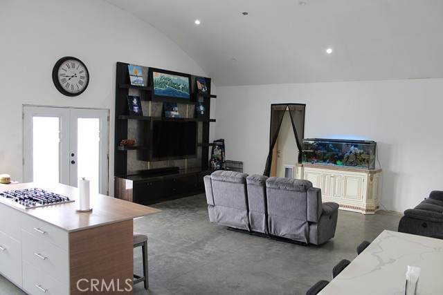 103 Avenue R4 - Photo 1