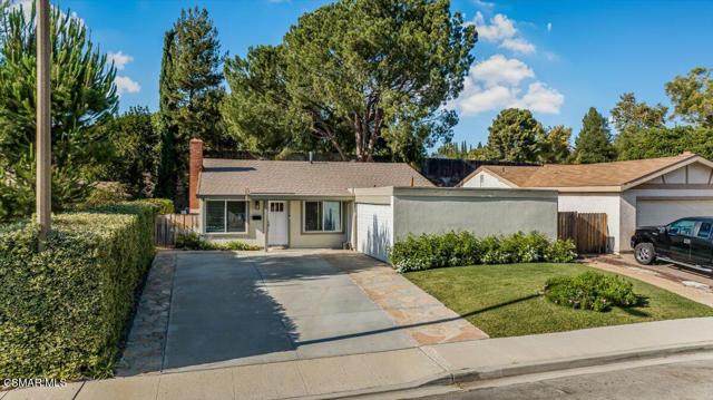 2681 Briarwood Place - Photo 1