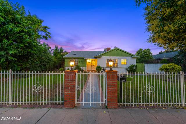 20428 Roscoe Boulevard - Photo 1