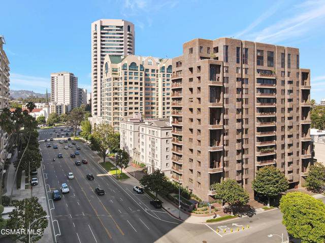 10550 Wilshire Boulevard - Photo 1