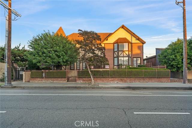 9210 Van Nuys Boulevard - Photo 1