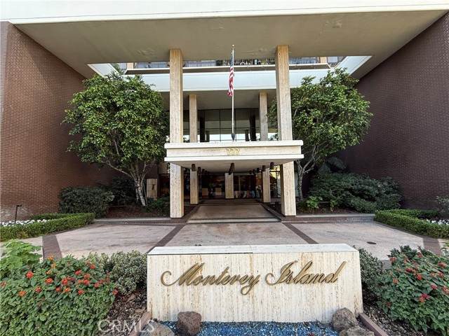 222 Monterey Road - Photo 1