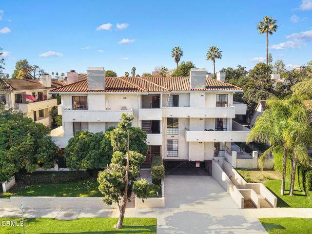 235 Holliston Avenue - Photo 1