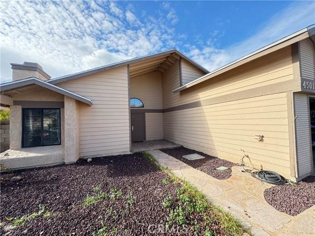 45015 Denmore Avenue - Photo 1