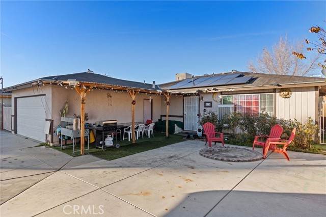 415 Avenue J13 - Photo 1