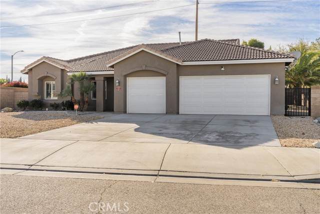 2104 Avenue J7 - Photo 1