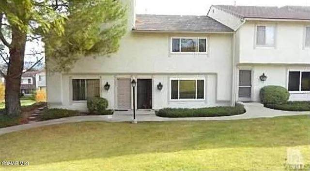 255 Green Moor Place - Photo 1