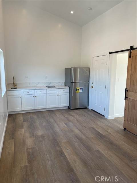 24308 Victory Boulevard - Photo 1