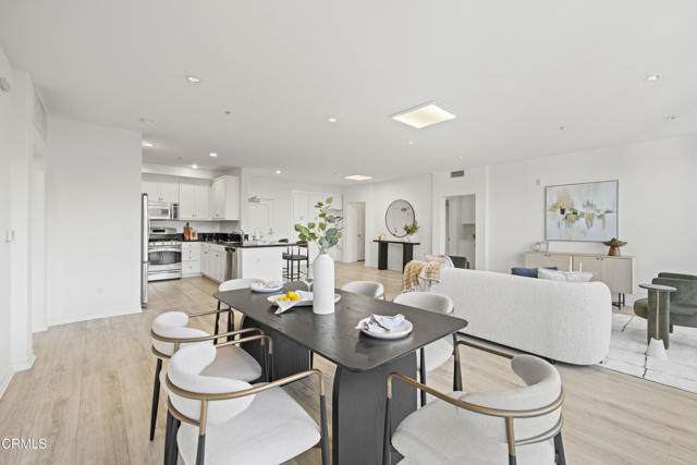 629 Traction Avenue - Photo 1