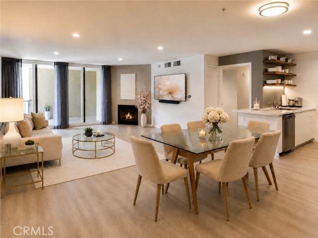 7320 Hawthorn - Photo 1