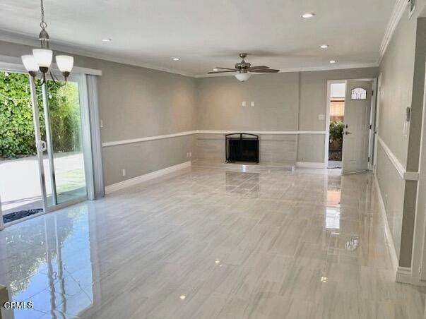 2589 Bayshore Avenue - Photo 1
