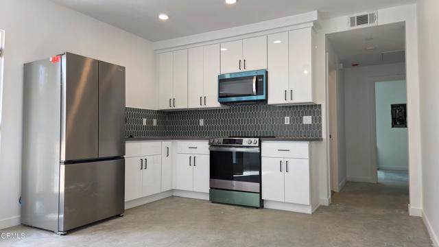 517 Avenue 50 - Photo 1