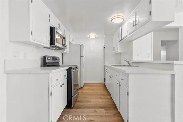 8649 Sunland Boulevard - Photo 1