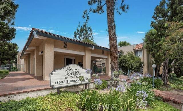 18307 Burbank - Photo 1